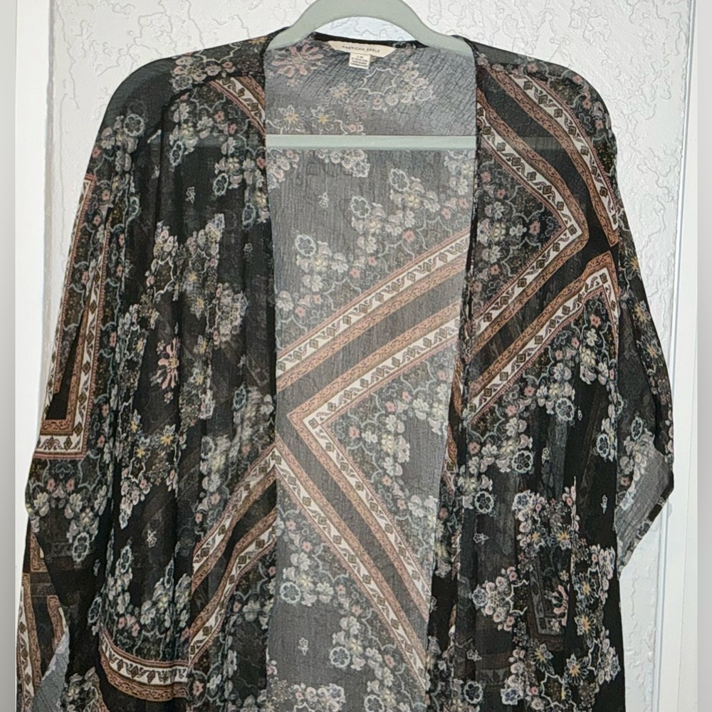 American Eagle Outfitters Women's Wrap Shawl - Picture 2 of 4